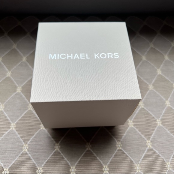 Michael Kors Bracelet Watch - Picture 4 of 4